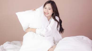 The Best Bamboo Pillowcases for Hair, Skin & Comfort